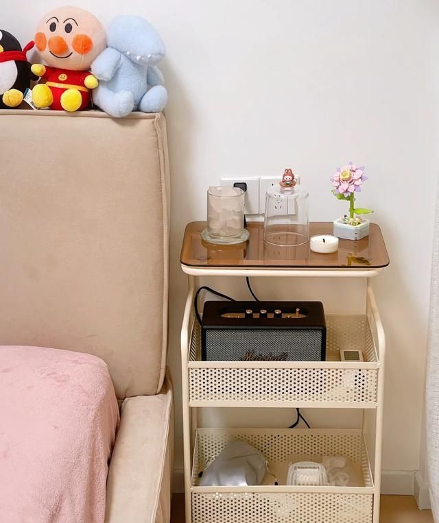 被年轻人的“床头柜平替”惊到了！换一个思路，省钱又实用 - 家居知识