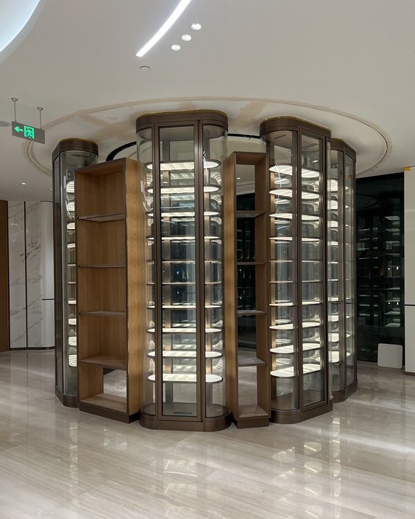 私人酒柜定制指南,靠谱品牌与高性价比之选 私人酒柜定制:如何选择靠谱又高性价比的品牌 - 家居知识