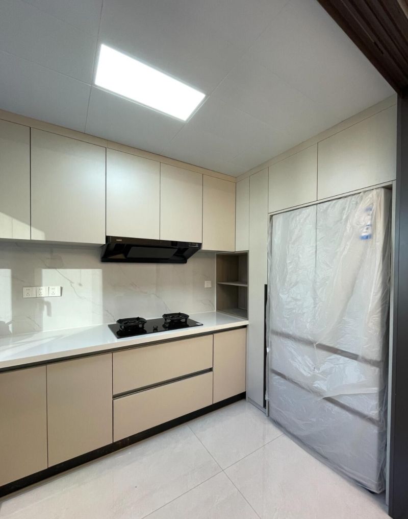 113平现代简约风新家仅花15.6w,效果超值! 别犹豫就做现代简约风的家,这套房子113平全部完成15.6w还可以。 - 家居知识