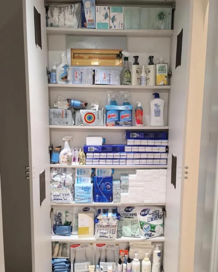 被年轻人的“薄柜设计”惊呆了，换个思路，解决小户型痛点 - 家居知识