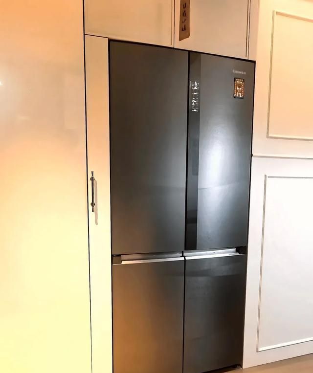 被年轻人的“薄柜设计”惊呆了，换个思路，解决小户型痛点 - 家居知识