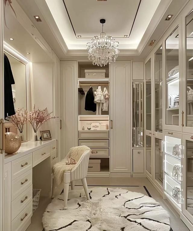 衣柜定制指南,如何选择靠谱商家与加工厂打造理想家居 衣柜定制:选靠谱商家与加工厂,打造理想家居空间 - 家居知识