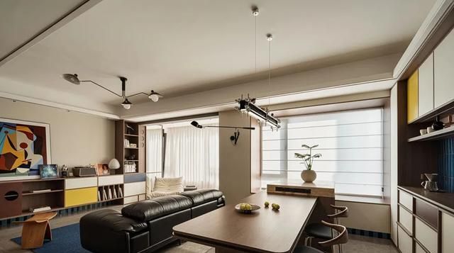 设计师以复古、包豪斯！与孟菲斯混搭风格为基调进行改造 - 家居知识