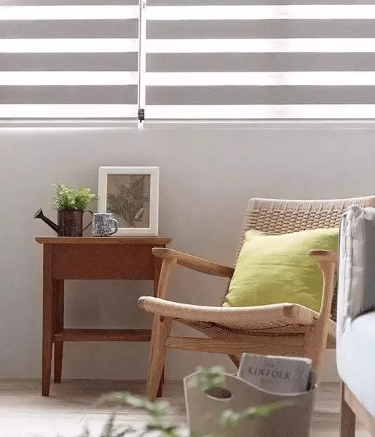 媳妇执意装原木简约风,完工效果意外惊艳! 新房装修时,媳妇一意孤行要装原木简约风,亏得最后效果还不错 - 家居知识