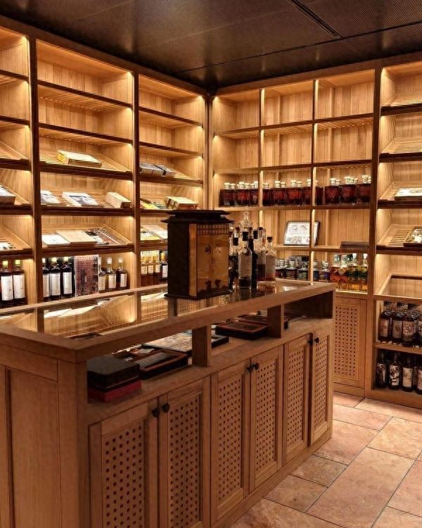 口碑好的亚克力酒柜定制厂家推荐与排名