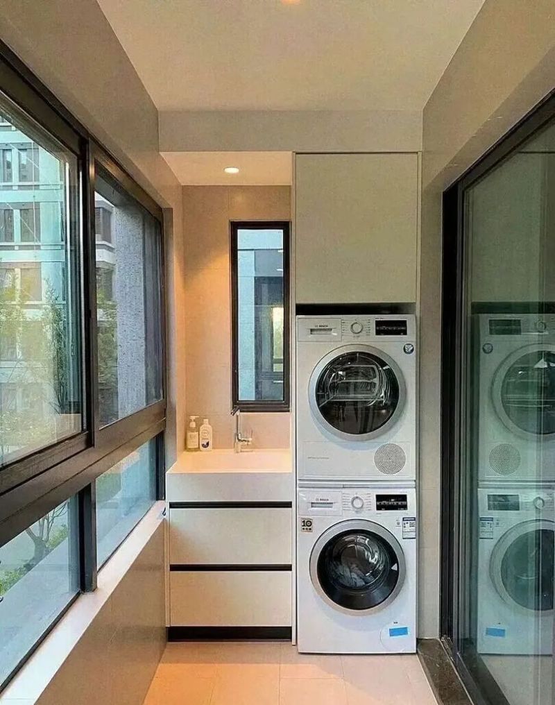 超实用阳台洗衣机柜设计,颜值收纳两不误 超实用阳台洗衣机柜设计合集!颜值与收纳双在线 - 家居知识