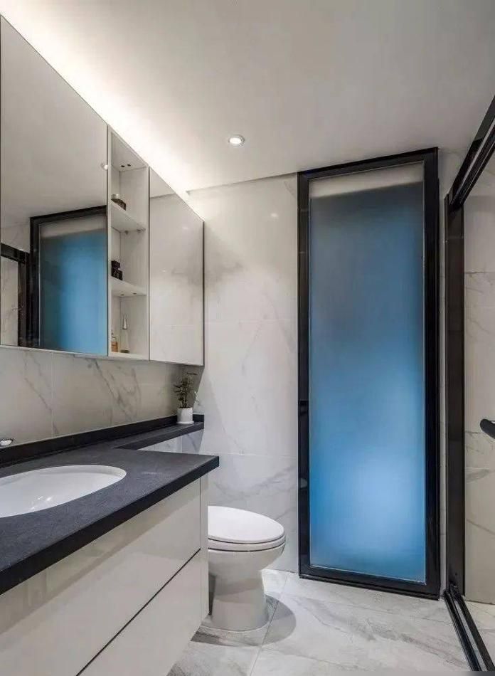 77㎡现代风两居室,简洁硬装搭配精致软装,打造高档大气家居空间 77㎡现代风两居室,简洁硬装+精致软装,完工效果高档大气。 - 家居知识