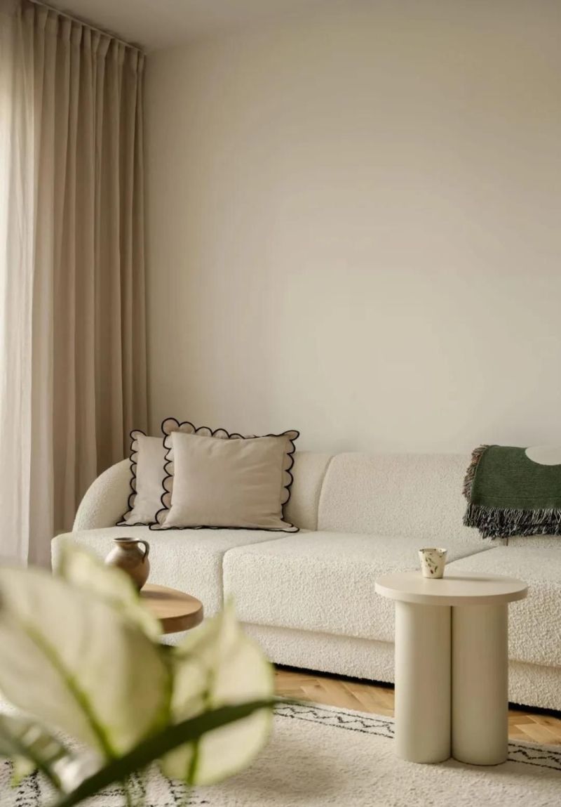 56㎡老破小逆袭复古法式风,优雅改造惊艳全网! 复古优雅法式风,谁敢信她家之前是56㎡老破小? - 家居知识