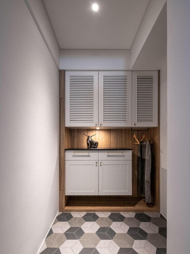 解惑衣帽间整体定制加工企业多少钱，明确费用范围 - 今日头条