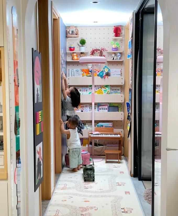 过道背景后悔没早这样装！4个方案，颜值实用我全都要！ - 家居知识