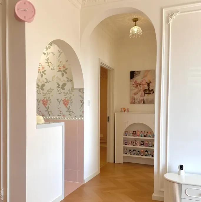 过道背景后悔没早这样装！4个方案，颜值实用我全都要！ - 家居知识