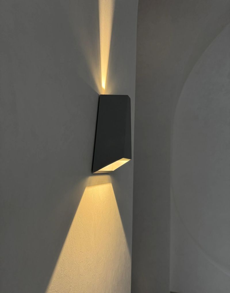 ✨上海顶楼复式｜把侘寂风的克制美学搬进家里✨ - 家居知识