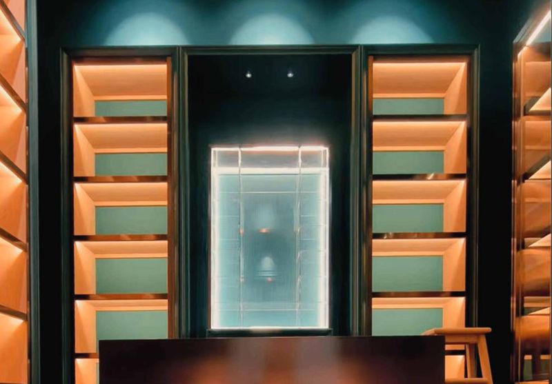 热议专业酒柜定制价格贵不贵,推荐酒柜定制设计选哪家好 - 今日头条 热议专业酒柜定制价格贵不贵,推荐酒柜定制设计选哪家好 - 家居知识