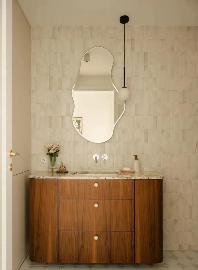 复古优雅法式风，谁敢信她家之前是56㎡老破小？ - 家居知识