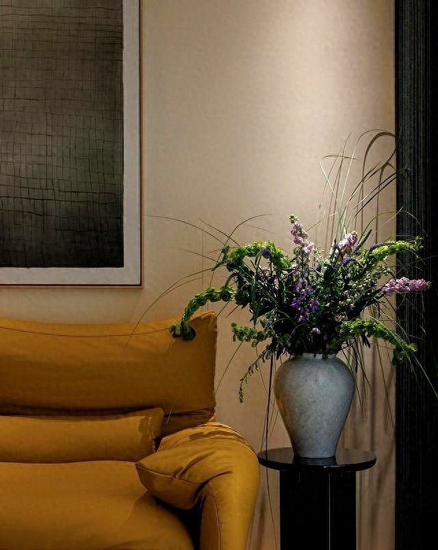 85㎡现代原木混搭之家，舒适设计挑不出毛病