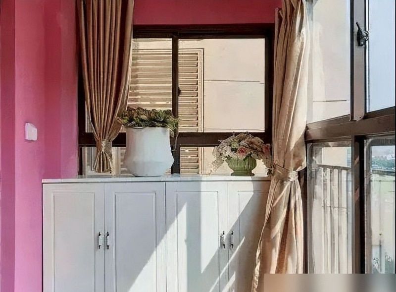 阳台装吊柜还是地柜？我家选择这样做，邻居参观后纷纷夸赞！ - 家居知识
