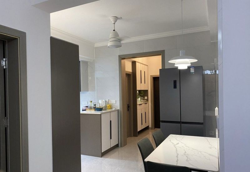 这是我见过最极简的装修，不做吊顶也不做电视墙，刷白墙也很好看 - 家居知识