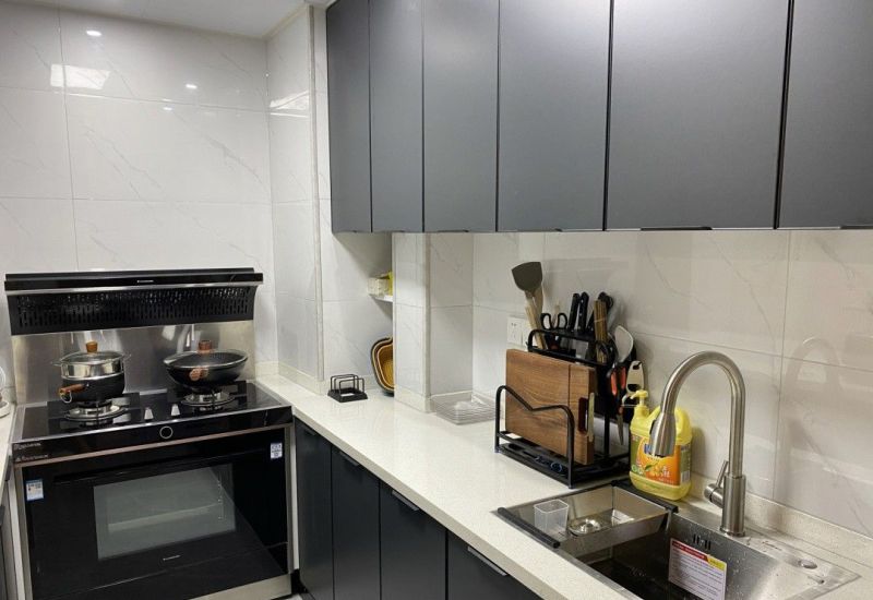 这是我见过最极简的装修，不做吊顶也不做电视墙，刷白墙也很好看 - 家居知识