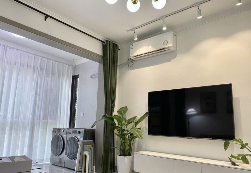 这是我见过最极简的装修，不做吊顶也不做电视墙，刷白墙也很好看 - 家居知识