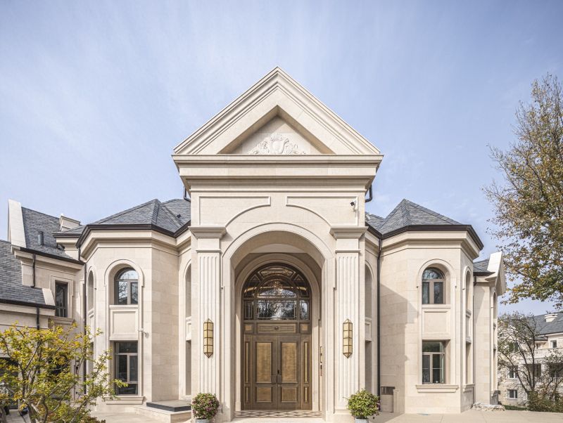 意式极简别墅装修指南，如何挑选靠谱设计师与推荐款解析