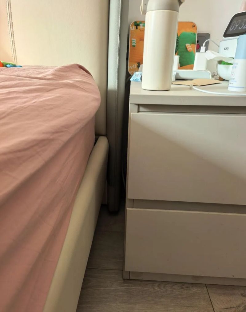 床头柜已逐渐退出中国家庭！看了年轻人这些新式做法，只想抄作业 - 家居知识