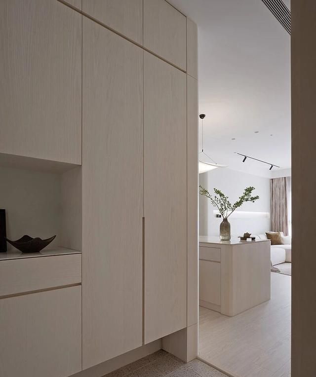 132㎡侘寂风,快节奏生活的治愈系时光 快节奏里的治愈,藏在这132㎡的侘寂时光里 - 家居知识