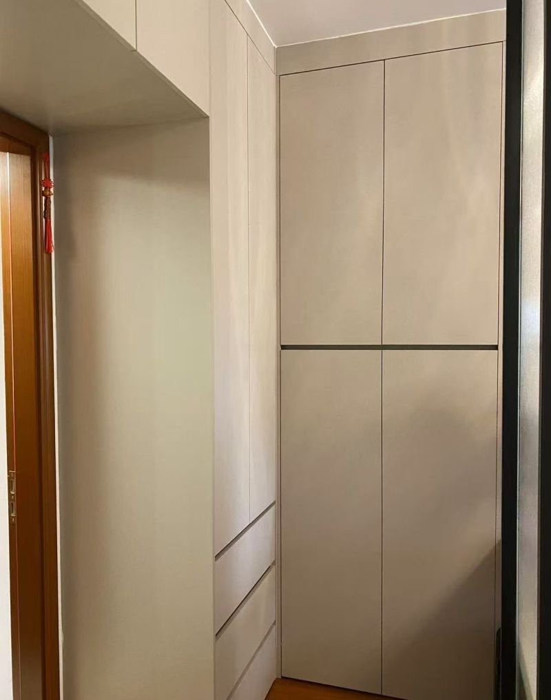 全铝衣柜定制批发哪家性价比更高?知名品牌对比推荐 探寻知名的全铝衣柜定制批发,哪家性价比更高 - 家居知识