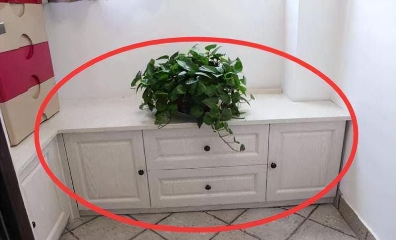 阳台别再装吊柜了!现在流行这样设计,美观又实用 谁还在阳台装过时的吊柜呀!