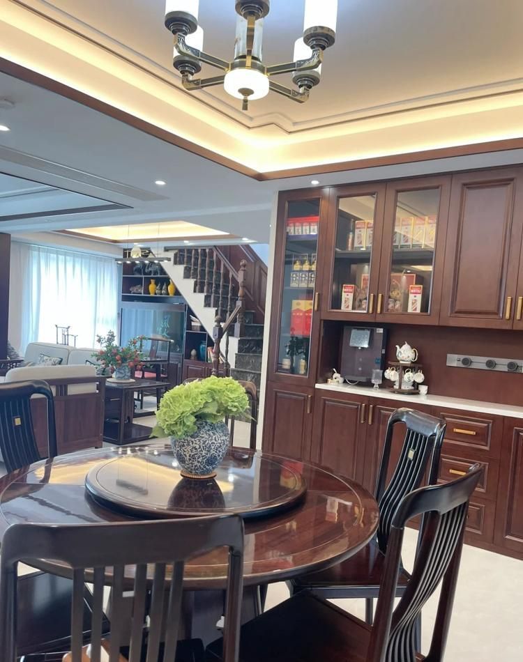 山东一女子晒出住237㎡的顶层复式，新中式风格装修，太羡慕了！ - 家居知识