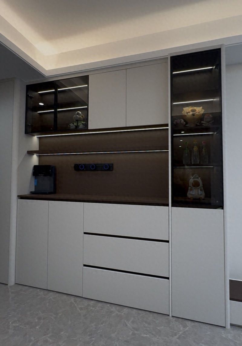 口碑与实用兼具，定制酒柜厂家选购全攻略