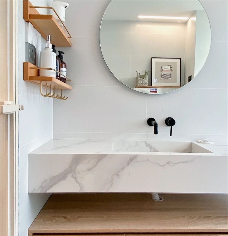 4㎡奶油白卫生间惊艳网友,美到爆的装修灵感 她把家里的4㎡卫生间,装修成“奶油白”色,网友:真的美爆了 - 家居知识