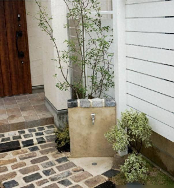 日本入户一分为二造景设计，进出仪式感满分！