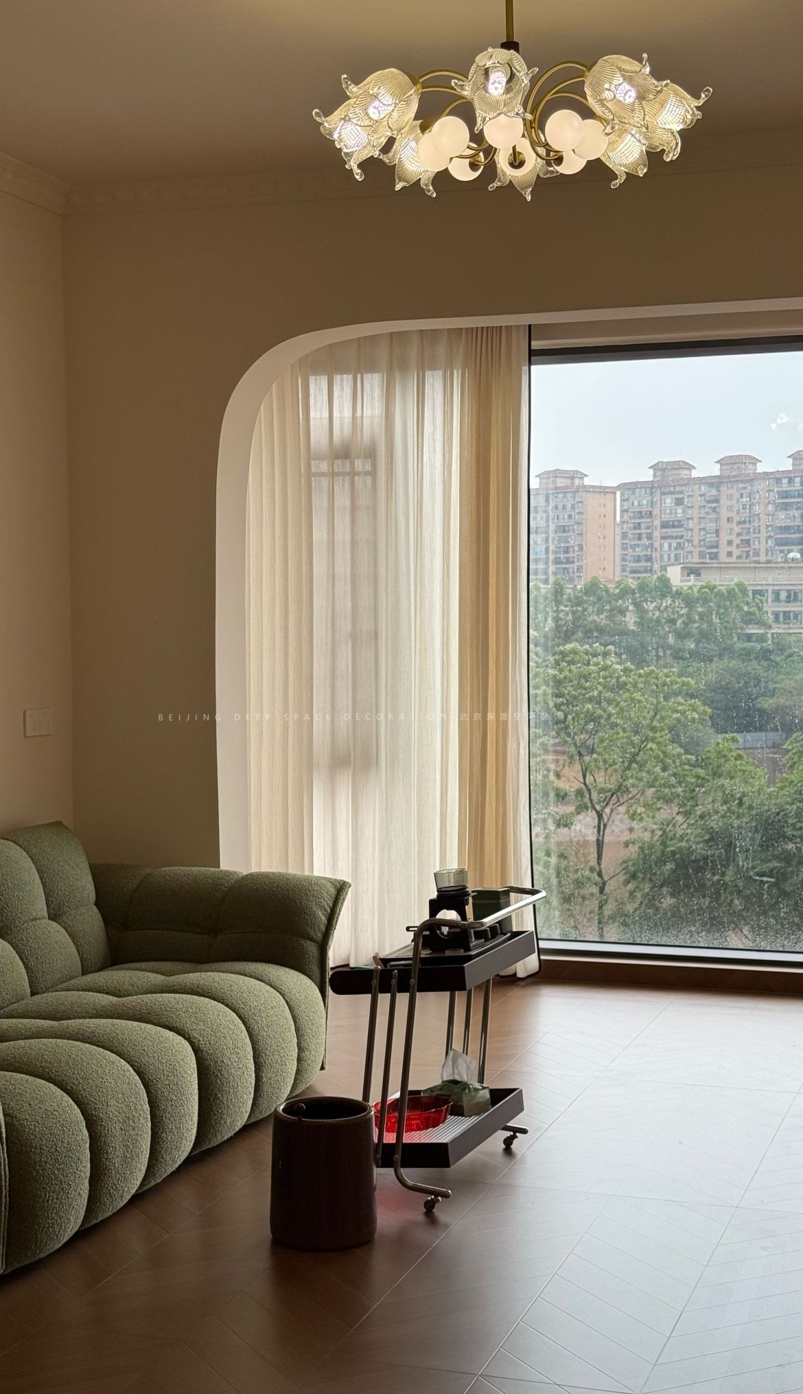 珑玥湾实景落地｜法式复古黑白撞色，把电影感住进日常 - 家居知识