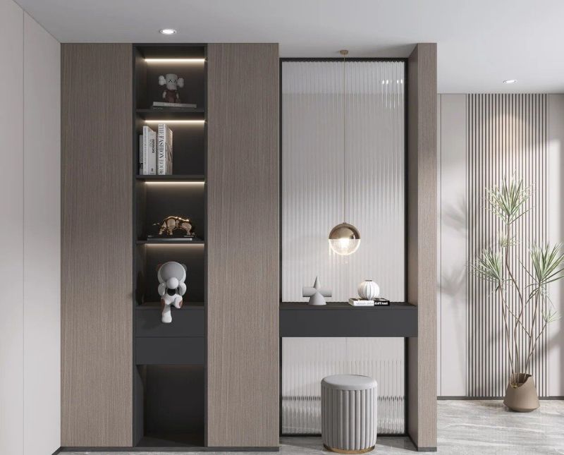 玄关，是家的序章，迎接风尘仆仆的归人，也目送整装待发的行者。