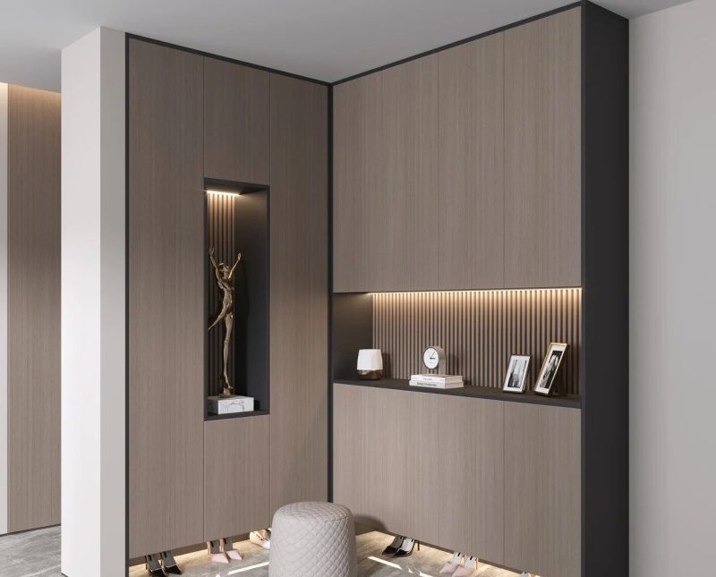 玄关，是家的序章，迎接风尘仆仆的归人，也目送整装待发的行者。