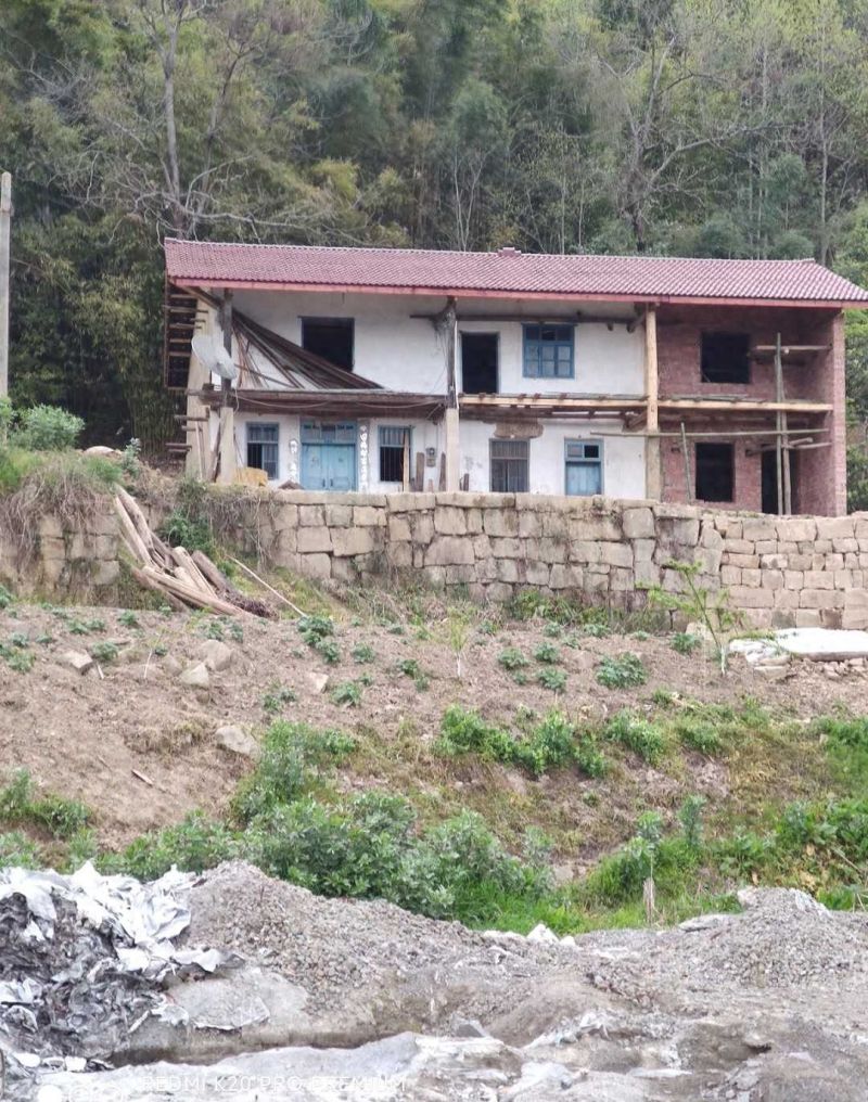 500元爆改出租屋，从阴暗小黑屋到明亮阳光房的惊艳蜕变