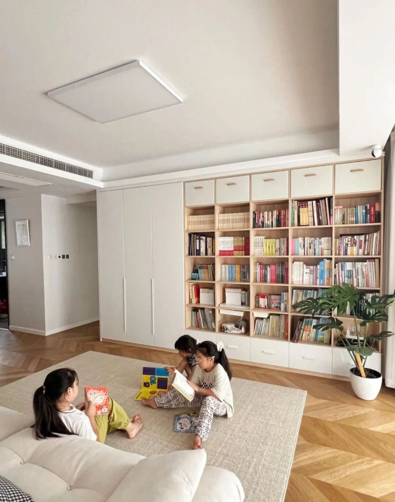 越来越多人给客厅做“满墙书柜”？过来人：很香，也十分后悔 - 家居知识