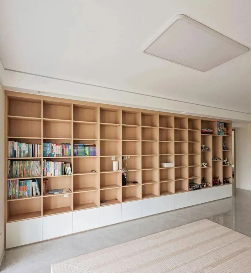 越来越多人给客厅做“满墙书柜”？过来人：很香，也十分后悔 - 家居知识