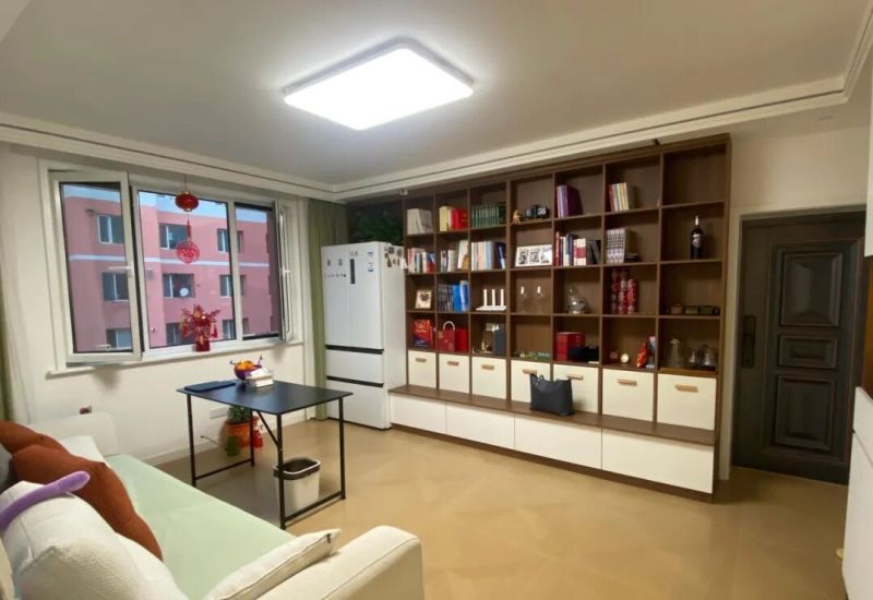 越来越多人给客厅做“满墙书柜”？过来人：很香，也十分后悔 - 家居知识