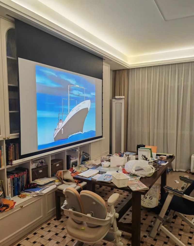 越来越多人给客厅做“满墙书柜”？过来人：很香，也十分后悔 - 家居知识