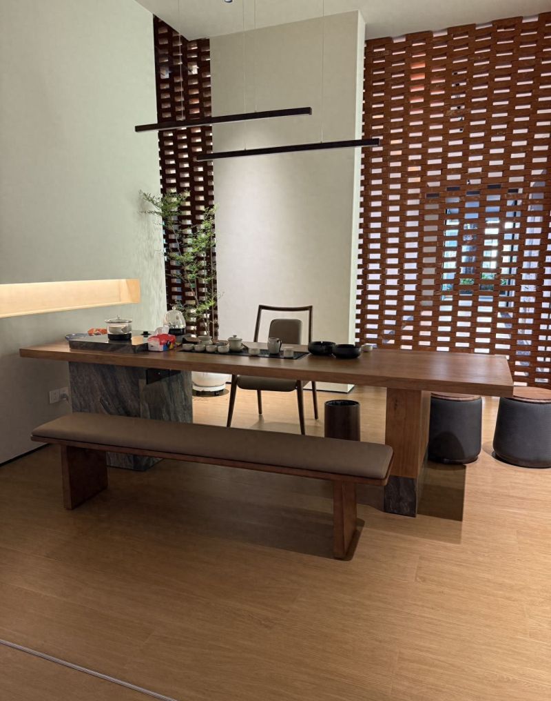 现代原木风装修瓷砖品牌推荐，高性价比之选