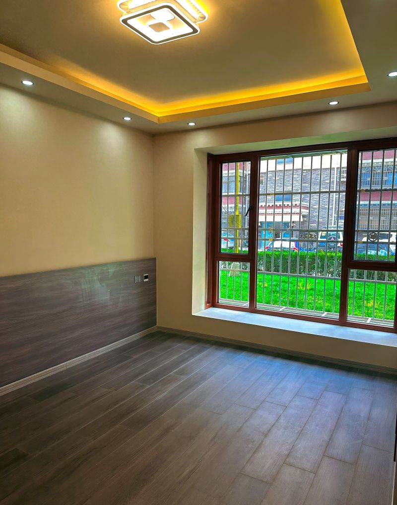 如何找到能明确工期、靠谱的现代简约风格装修公司？