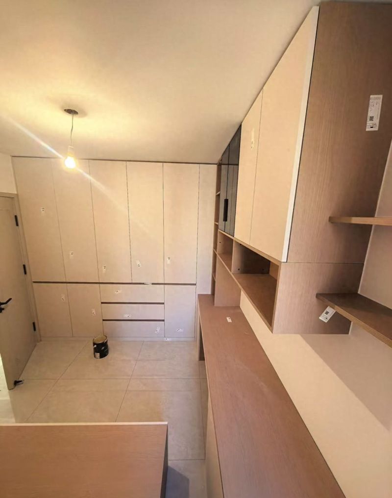 衣柜定制服务选购指南，如何挑选性价比高的整体衣柜品牌