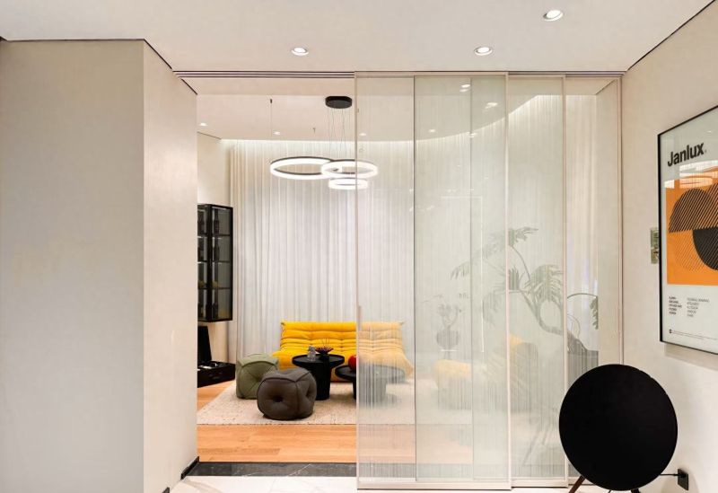 全屋门定制与现代简约定制，哪家性价比更高？