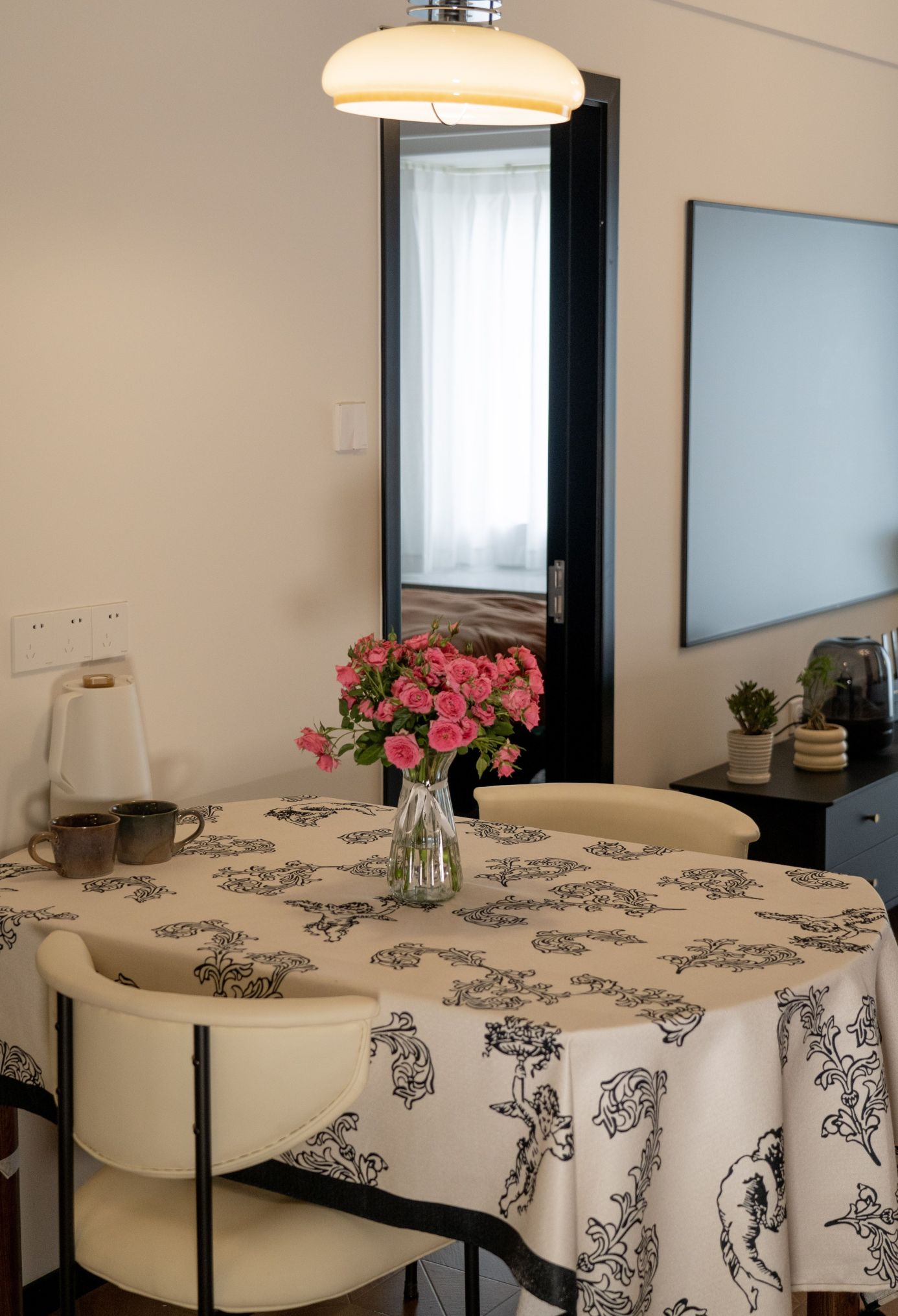 盘点南京极简素色简约风装修，值得选购的品牌 - 家居知识