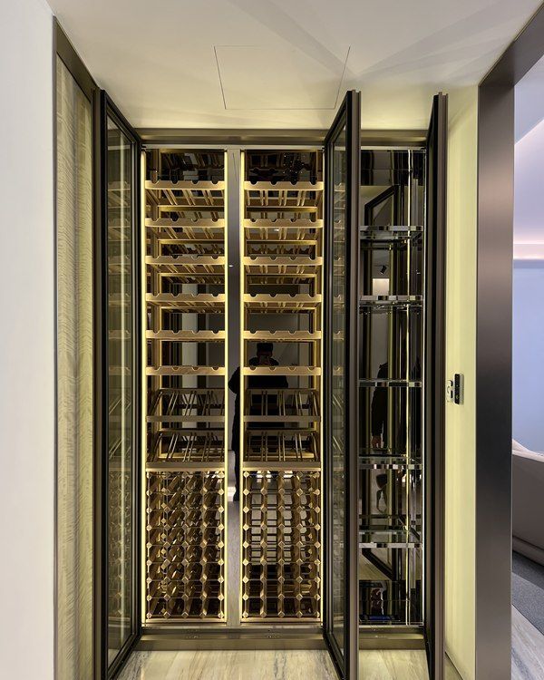 闲谈好用的酒柜定制设计工厂，亚克力酒柜定制厂家有哪些 - 家居知识