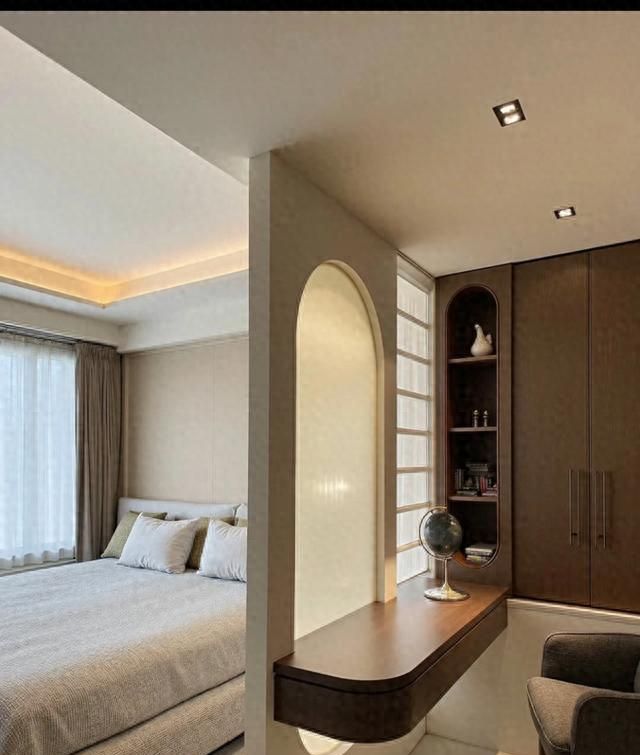 扔掉它！屁点大的卧室；也能拥有一个实用衣帽间？！ - 家居知识