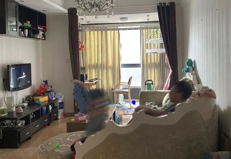 不止翻新，更是重塑：南坪协信城15 年老房的奶油原木治愈记 - 家居知识