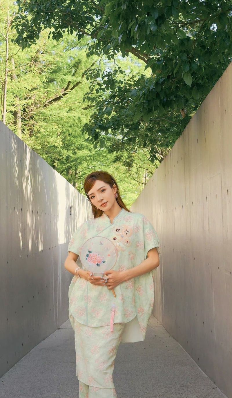 吴梵宁新中式造型,美如江南画中人