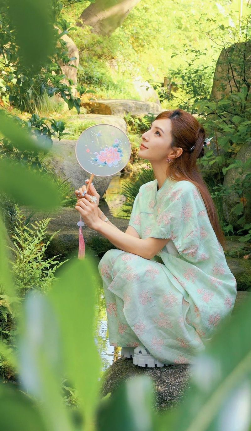 吴梵宁新中式造型,美如江南画中人